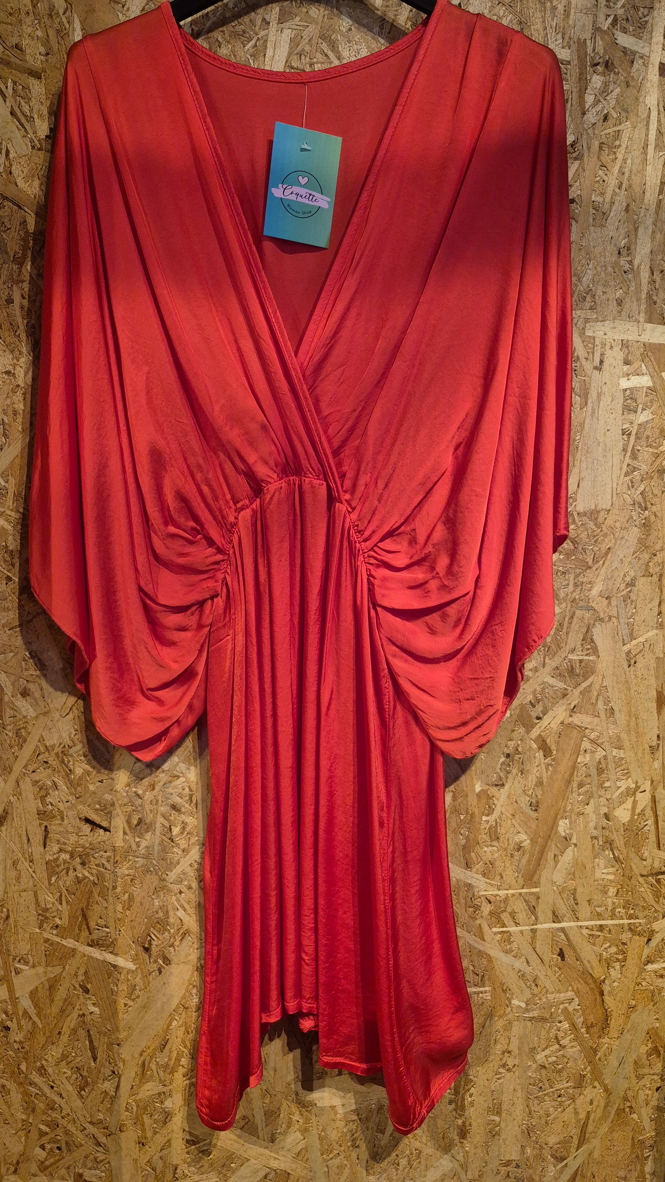 VESTIDO CORAL SATINADO