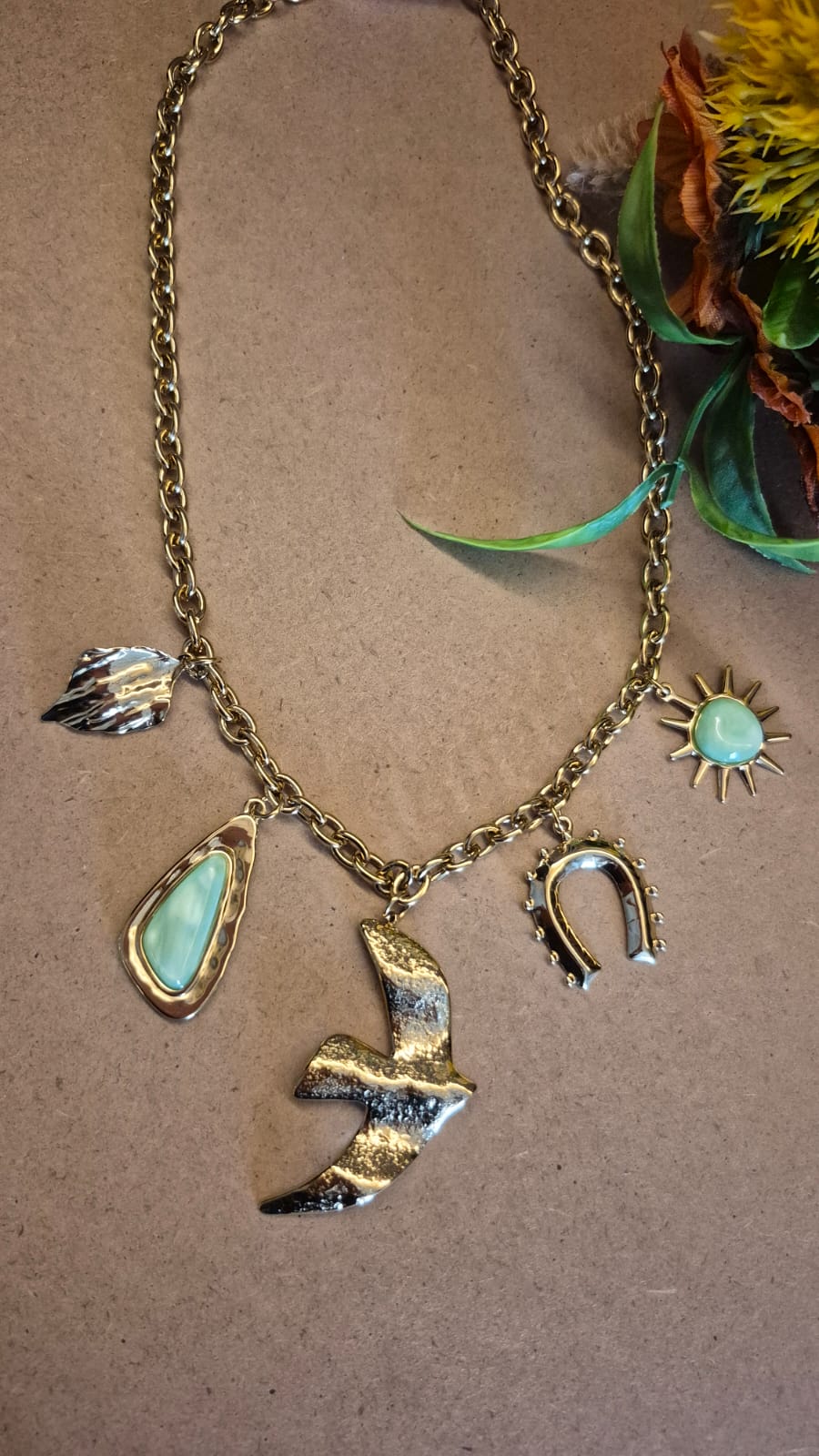 COLLAR CHARMS VERDE